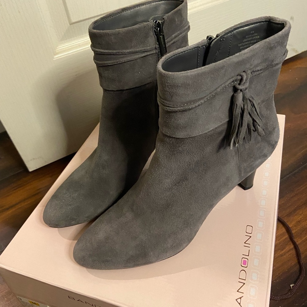 Bandolino Women's Charcoal Suede Ankle Booties